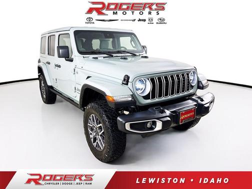 2024 Jeep Wrangler 4-Door Sahara 4x4