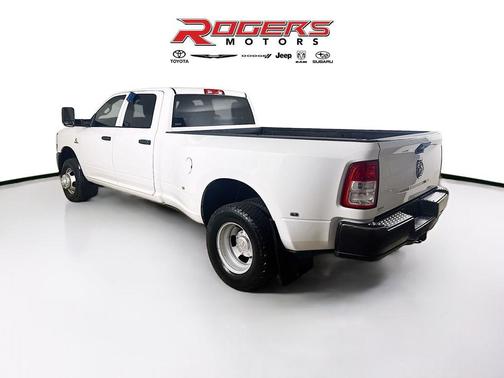 2020 RAM 3500 Tradesman Crew Cab 4x4 8' Box