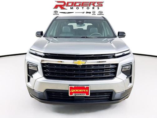 2024 Chevrolet Traverse LS