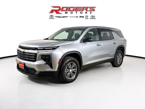 2024 Chevrolet Traverse LS