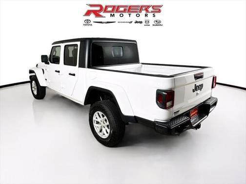 2023 Jeep Gladiator Sport S