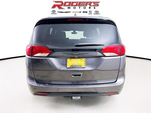 2020 Chrysler Pacifica Touring-L Plus