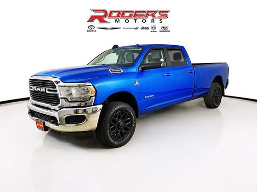 2020 RAM 3500 Big Horn Crew Cab 4x4 8' Box