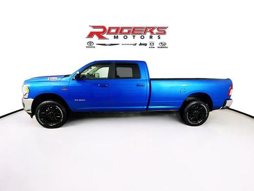 2020 RAM 3500 Big Horn Crew Cab 4x4 8' Box