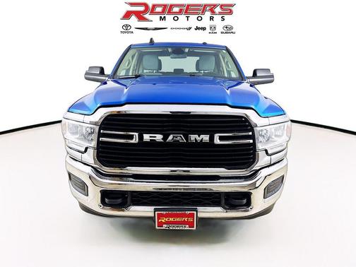 2020 RAM 3500 Big Horn Crew Cab 4x4 8' Box