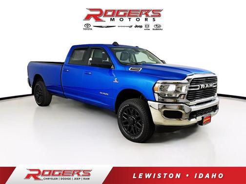 2020 RAM 3500 Big Horn Crew Cab 4x4 8' Box