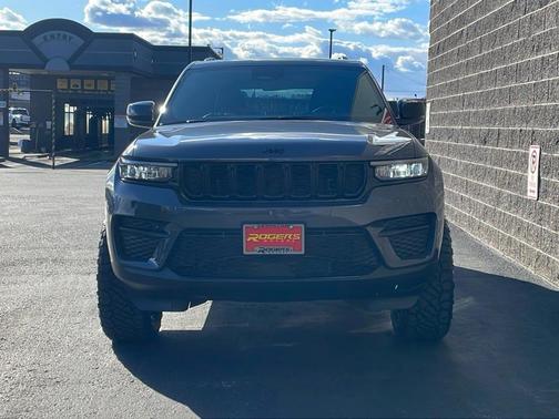 2025 Jeep Grand Cherokee Altitude