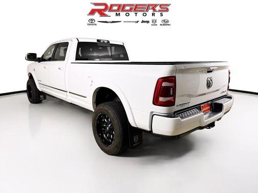 2021 RAM 3500 Limited Crew Cab 4x4 8' Box