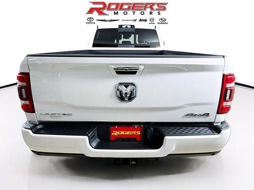 2021 RAM 3500 Limited Crew Cab 4x4 8' Box