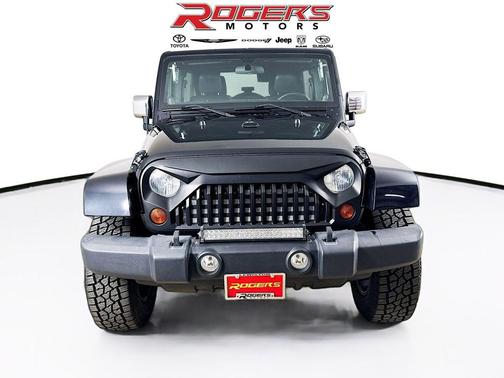 2012 Jeep Wrangler Unlimited Sahara