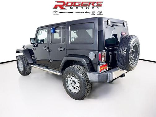 2012 Jeep Wrangler Unlimited Sahara