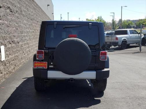 2012 Jeep Wrangler Unlimited Sahara