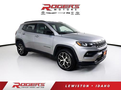 2024 Jeep Compass Latitude
