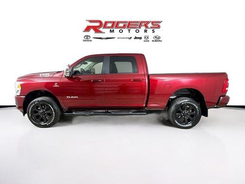 2023 RAM 2500 Laramie Crew Cab 4x4 6'4' Box