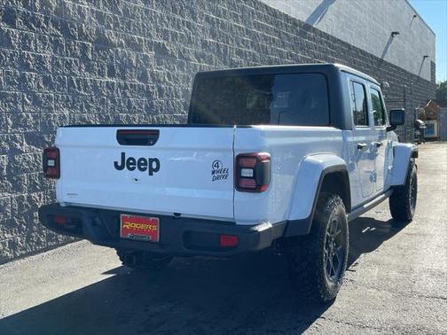 2025 Jeep Gladiator Sport