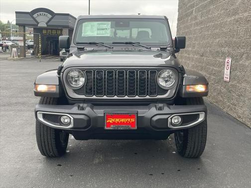 2025 Jeep Gladiator Sport S