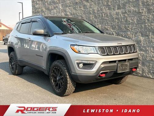 Billet Silver Metallic Clearcoat 2019 Jeep Compass Trailhawk