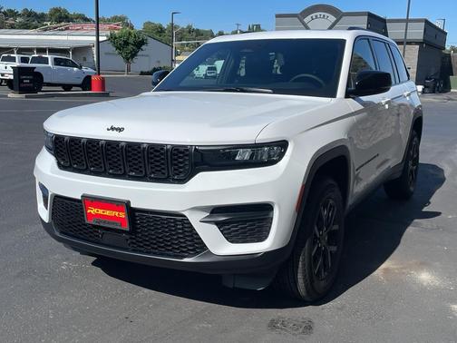 2025 Jeep Grand Cherokee Altitude