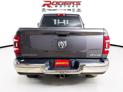 2023 RAM 2500 Laramie Crew Cab 4x4 6'4' Box