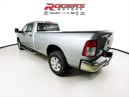2023 RAM 3500 Big Horn Crew Cab 4x4 8' Box
