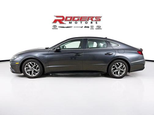 2022 Hyundai SONATA SEL