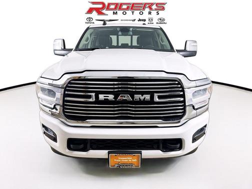 2024 RAM 3500 Laramie Crew Cab 4x4 6'4' Box