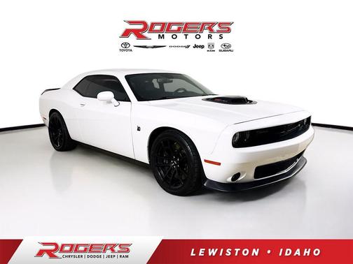 White Knuckle Clearcoat 2021 Dodge Challenger R/T Scat Pack