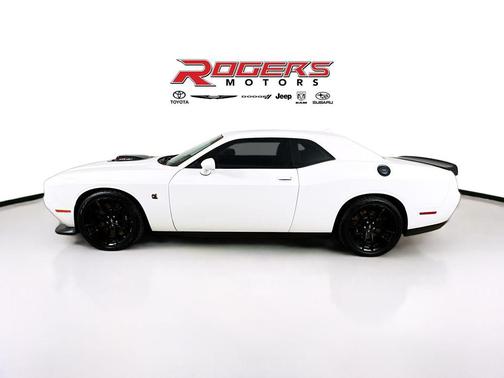 White Knuckle Clearcoat 2021 Dodge Challenger R/T Scat Pack