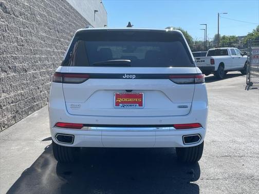 2025 Jeep Grand Cherokee Overland