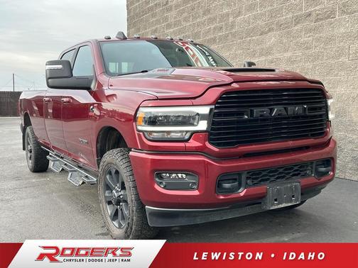 2024 RAM 3500 Laramie Crew Cab 4x4 8' Box