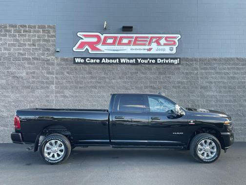 2025 RAM 2500 Laramie Crew Cab 4x4 8' Box