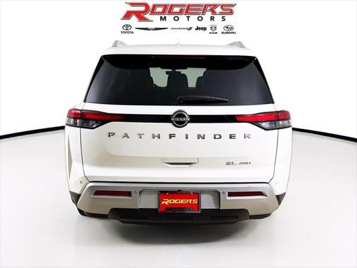 2024 Nissan Pathfinder SL 4WD
