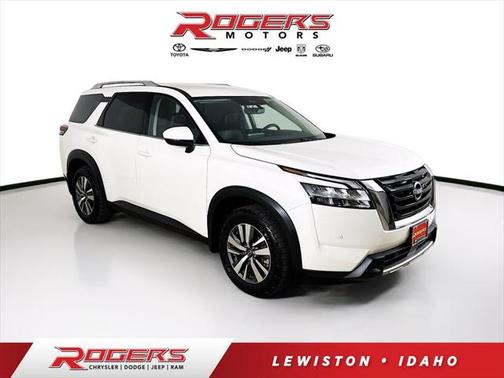 2024 Nissan Pathfinder SL 4WD