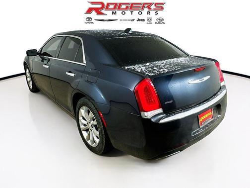 2018 Chrysler 300 Limited