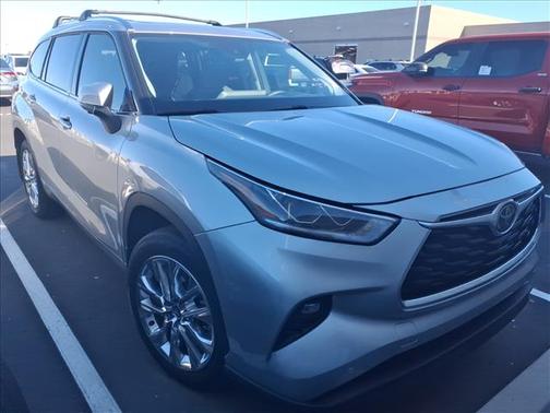 2025 Toyota Highlander Limited