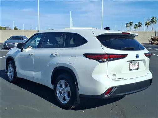 2023 Toyota Highlander Hybrid LE