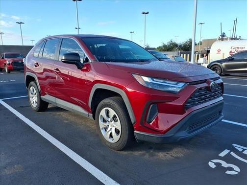 2023 Toyota RAV4 LE