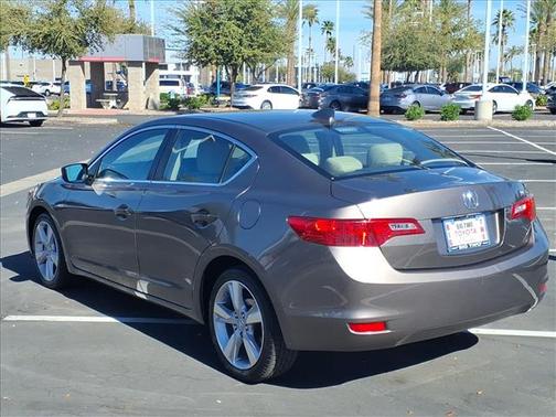 2015 Acura ILX 2.0L w/Premium Package