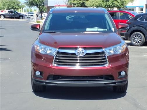 RED 2015 Toyota Highlander XLE