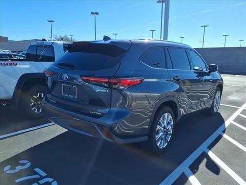 2021 Toyota Highlander Hybrid Limited