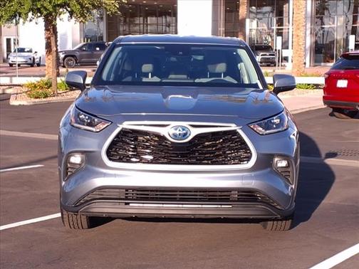 2021 Toyota Highlander Hybrid LE