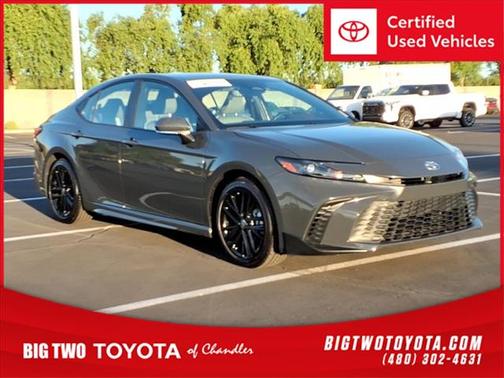 2025 Toyota Camry SE