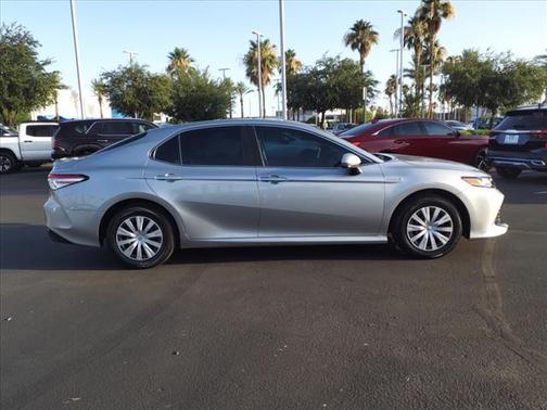 CLASSIC SILVER 2020 Toyota Camry LE