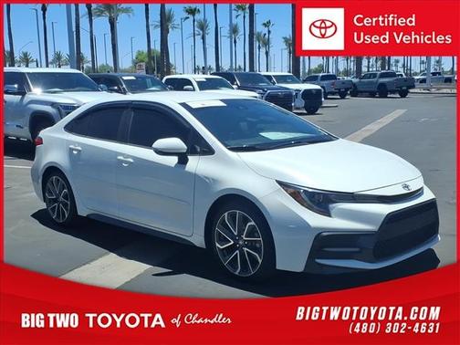 WHITE 2021 Toyota Corolla SE