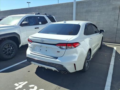 WHITE 2021 Toyota Corolla SE