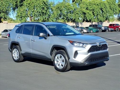 2020 Toyota RAV4 LE