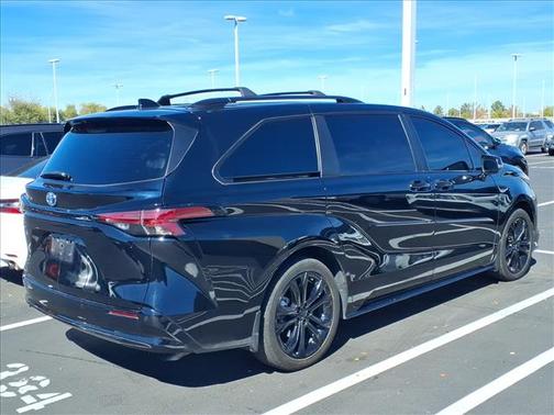 2023 Toyota Sienna Platinum