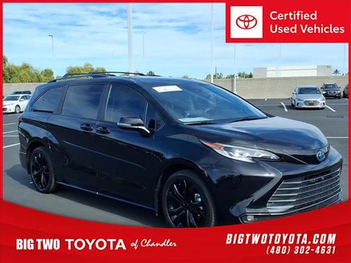 2023 Toyota Sienna Platinum