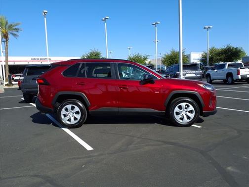 2020 Toyota RAV4 LE
