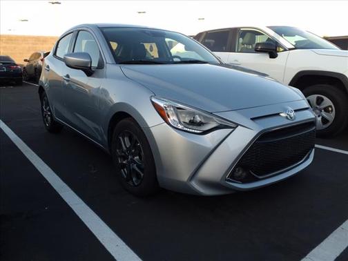 2020 Toyota Yaris Sedan LE